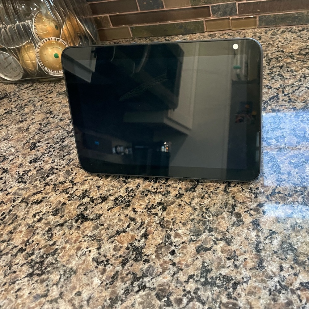 Alexa echo show 1st gen